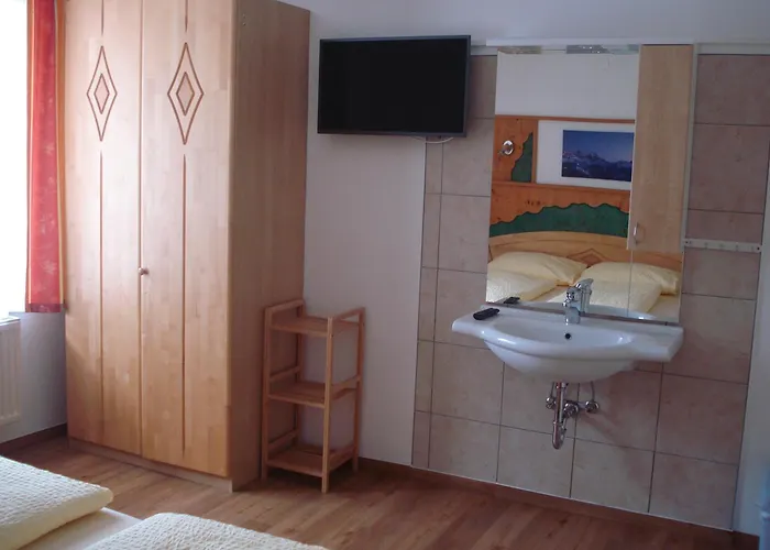 Апартаменты Ahornegger